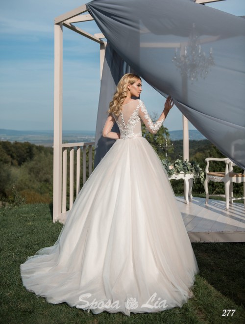 https://www.sposa-lia.com/images/stories/virtuemart/product/277       (3).jpg